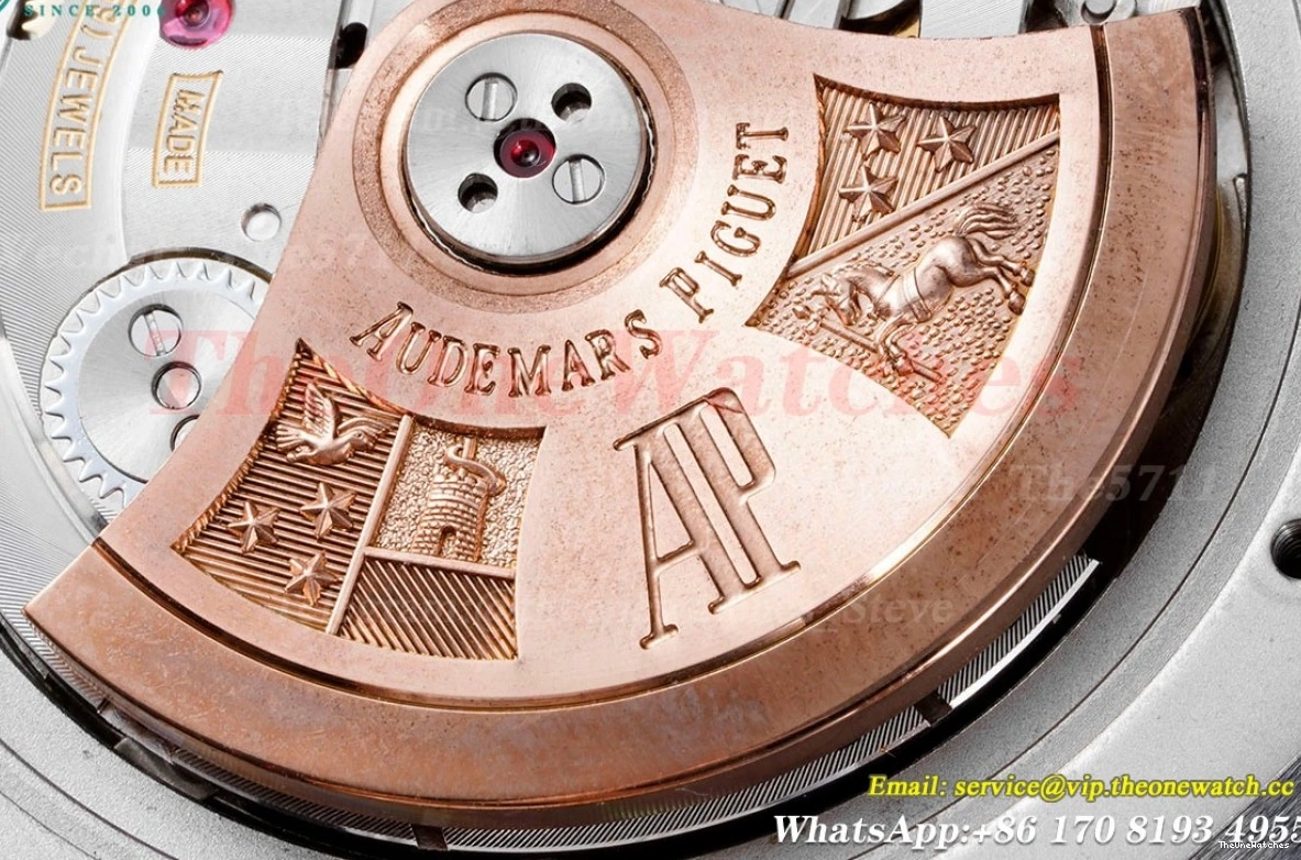 Num LE Royal Grey Oak Offshore RSF SS Mod A3126 42mm 0424